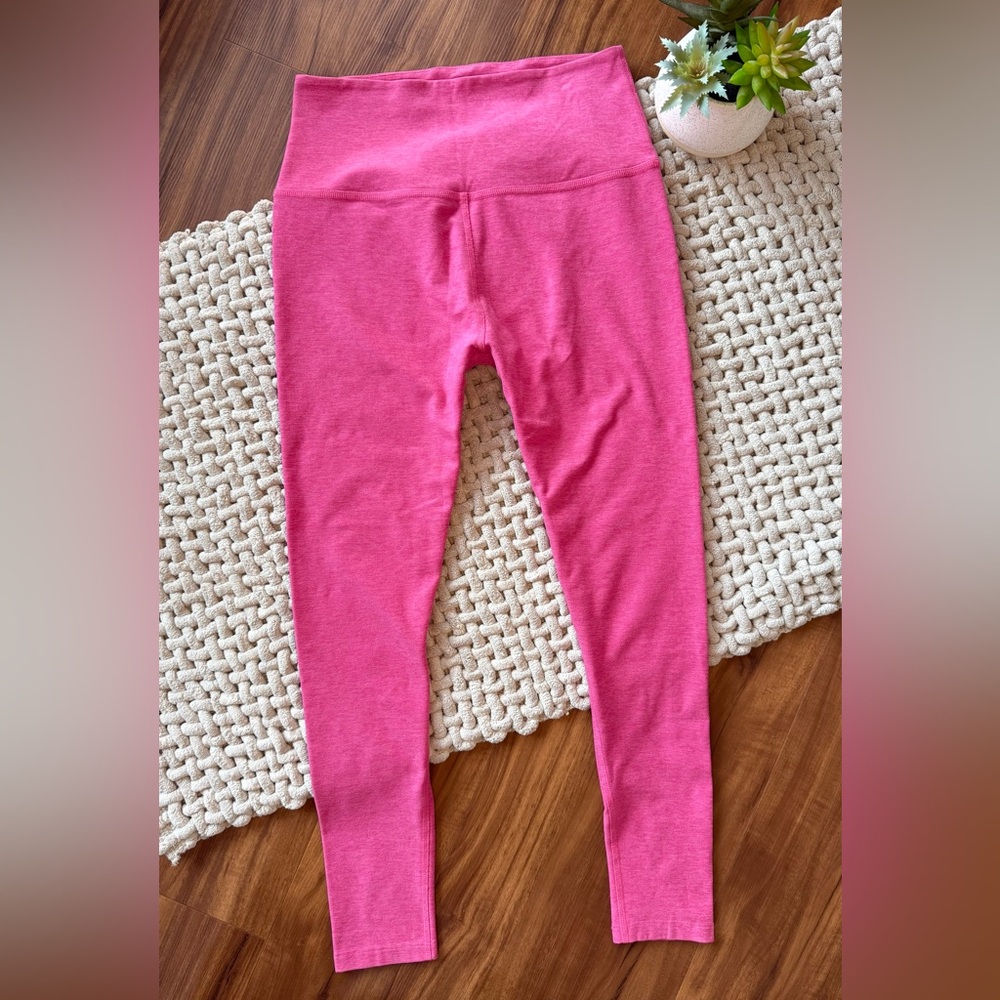 Beyond Yoga | Spacedye Caught in the Midi Leggings in Pink Hype Heather | Large